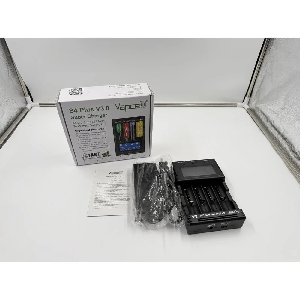 Battery Charger Universal 4 Bay Intelligent Quick Charger With LCD Display Indep
